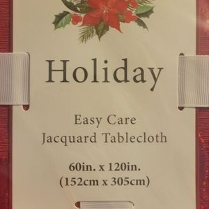 NWT Holiday-Eaay Care Jacquard Tablecloth